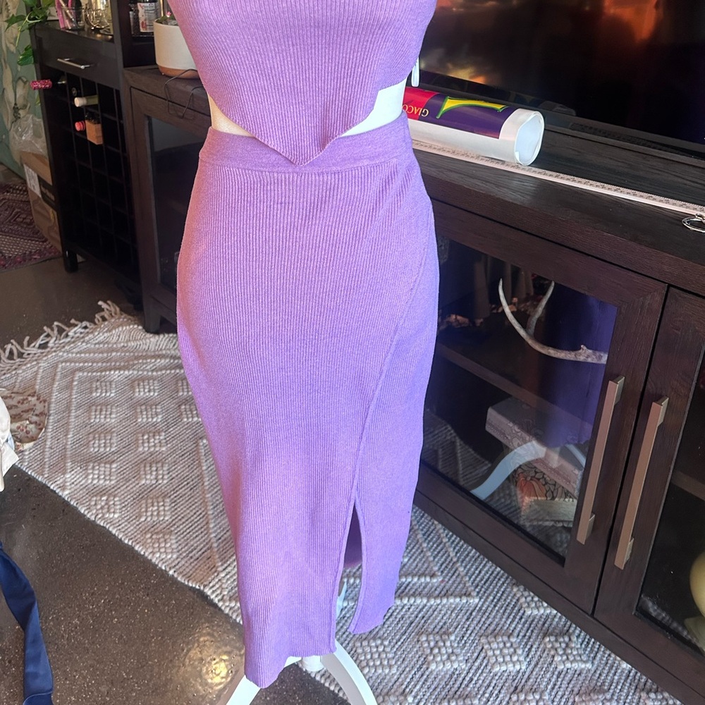 Lulus Lavendar 2 piece set - Picture 3 of 7
